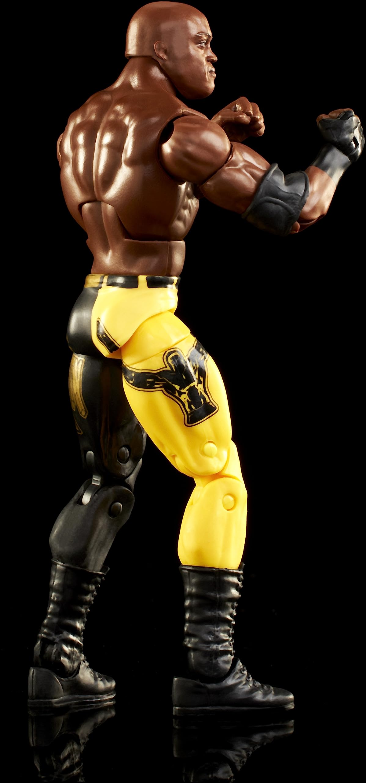 Mattel WWE Bobby Lashley Elite 25-points articulation enables precise poses