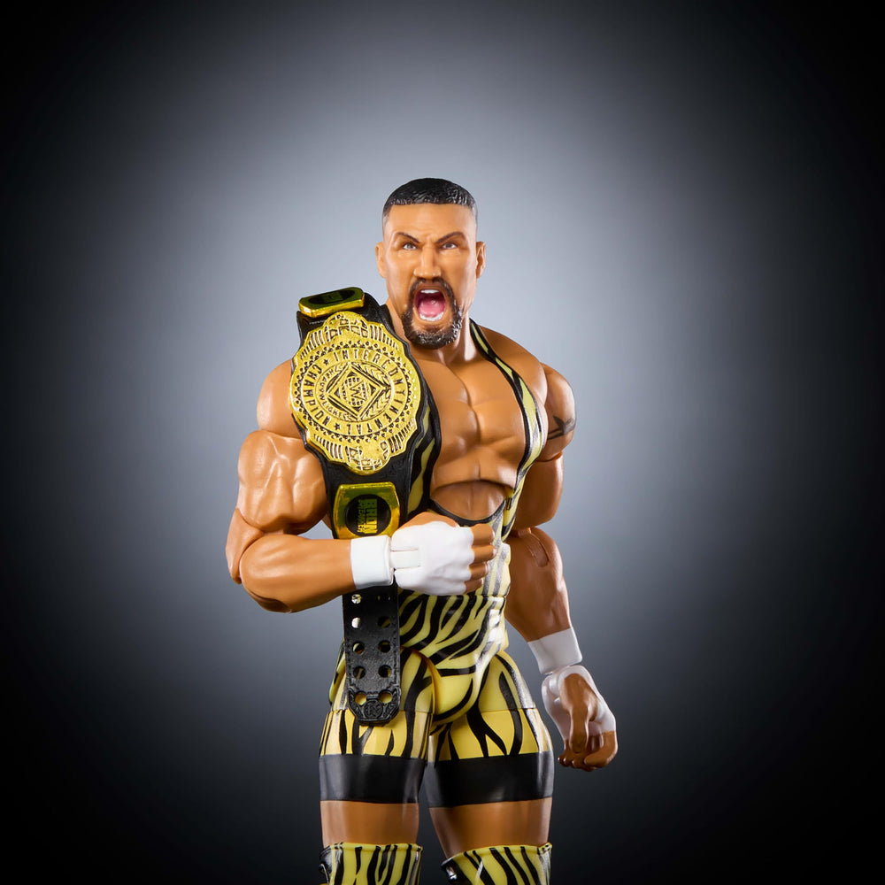 Mattel WWE Elite Bron Breaker accessories pack enhances play and display.