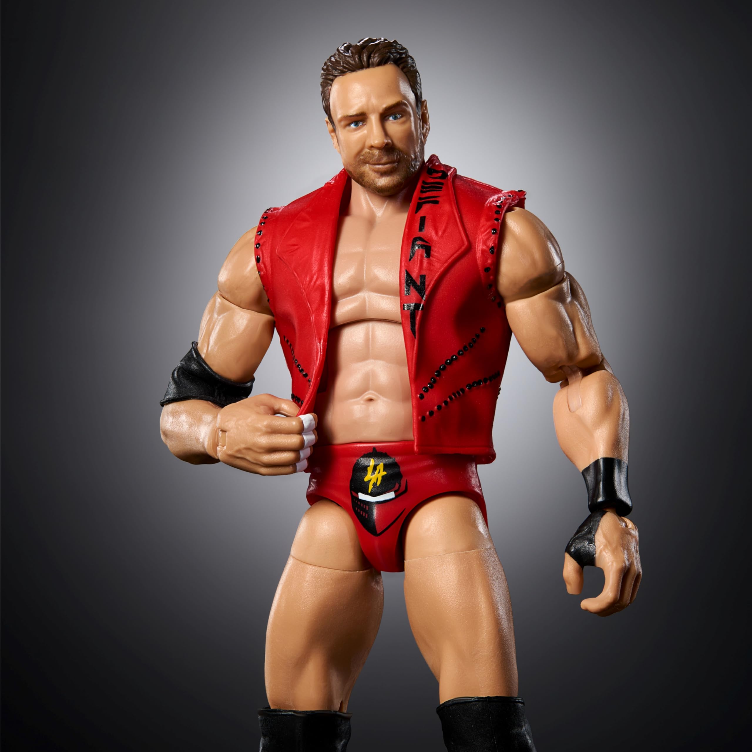 Interchangeable hands and accessories for signature moves