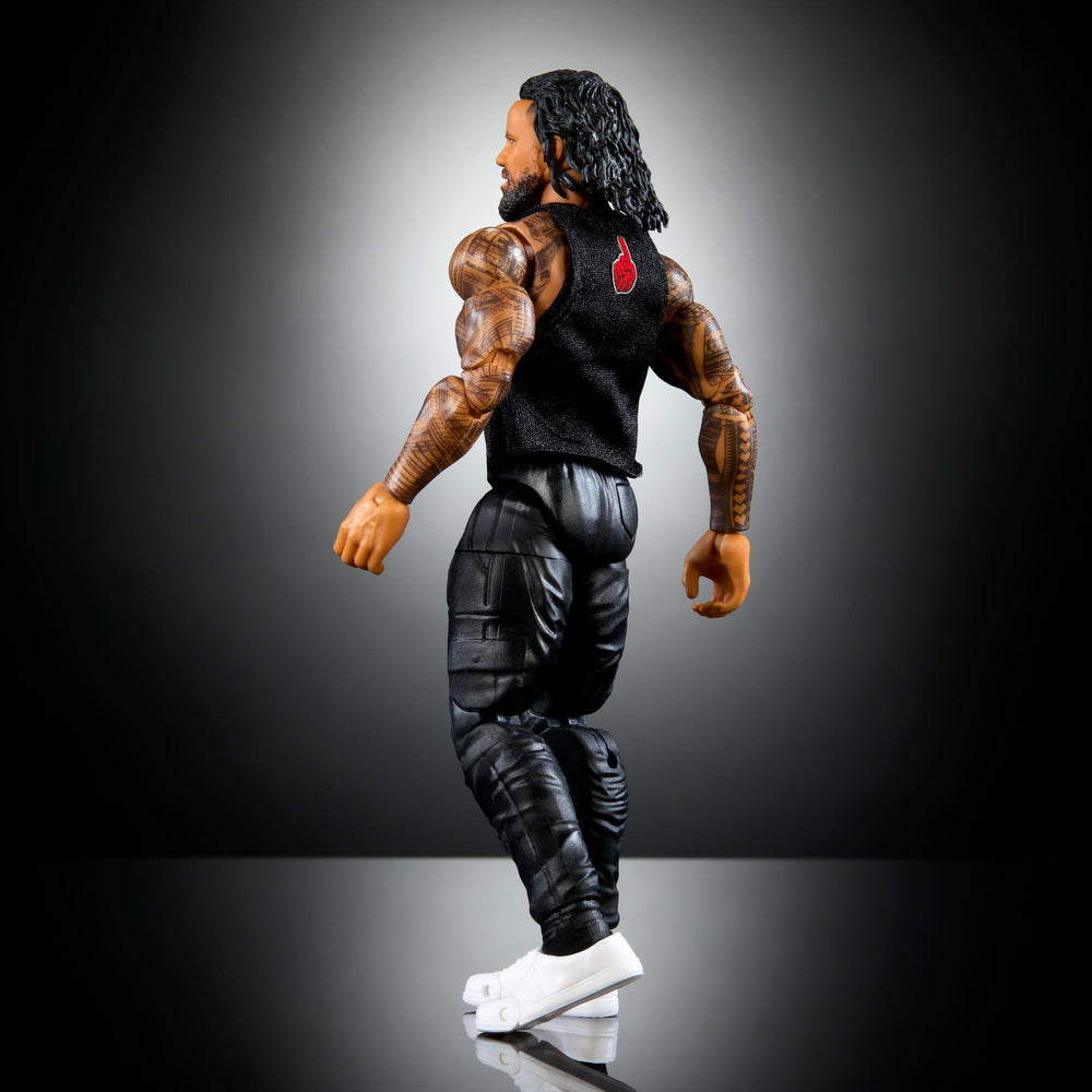 Compact packaging suitable for shelf display or diorama setups