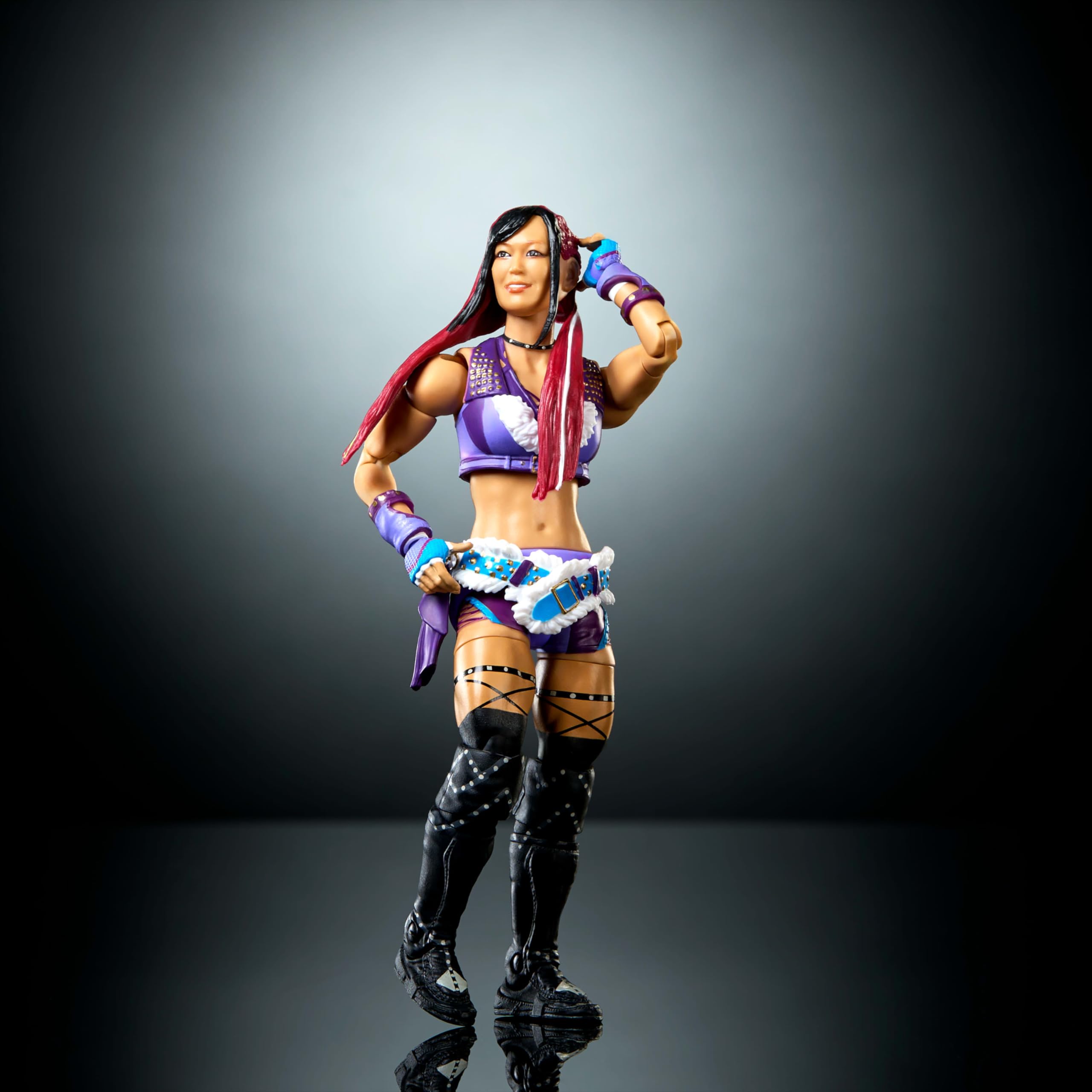 Mattel WWE Iyo Sky figure showing swappable hands for versatile poses