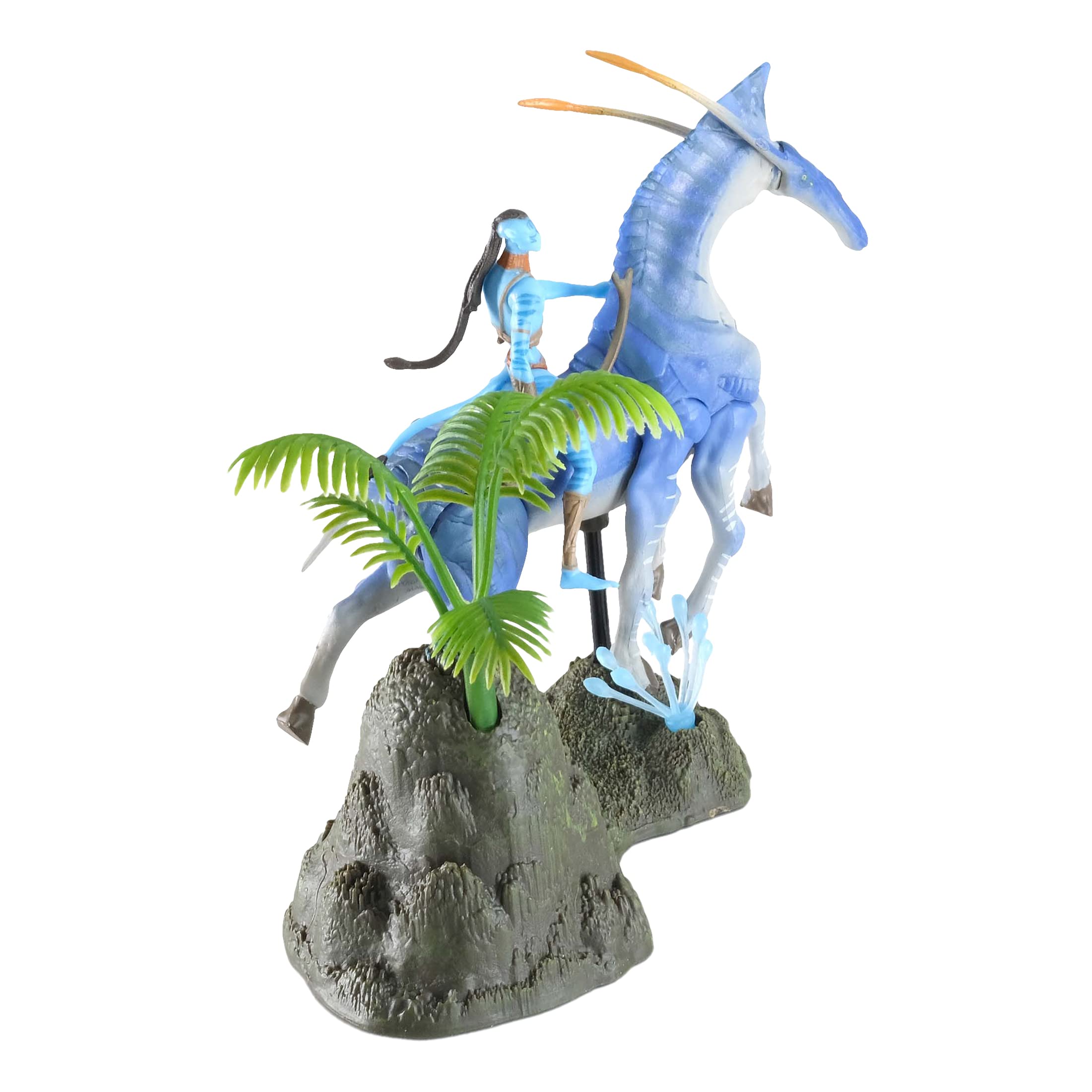 McFarlane Toys Avatar Tsu'tey and Direhorse interaction in action