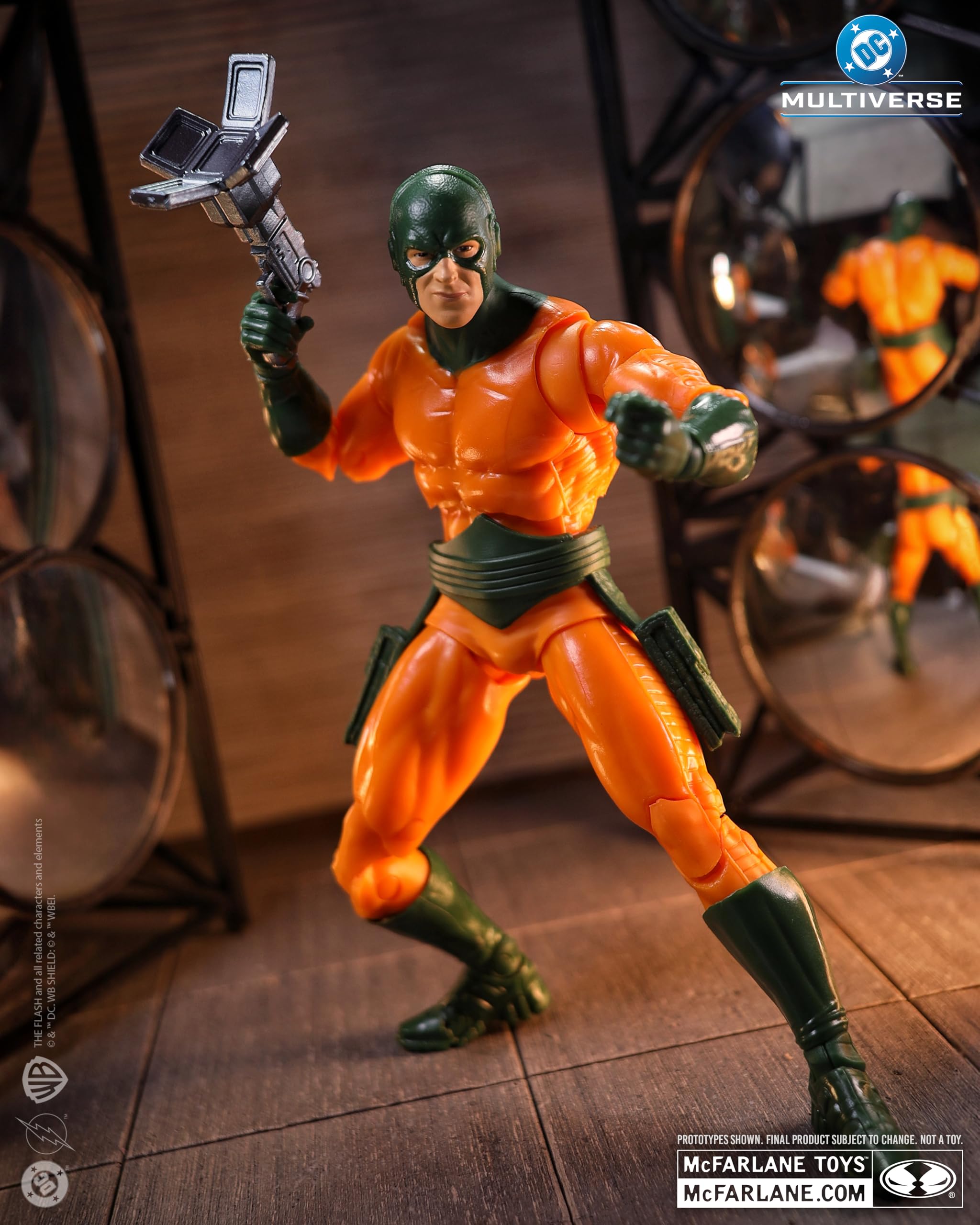 McFarlane Toys Mirror Master extra hands enable varied gestures for poses.