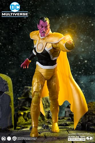 McFarlane Toys Sinestro Parallax pose option for action scenes