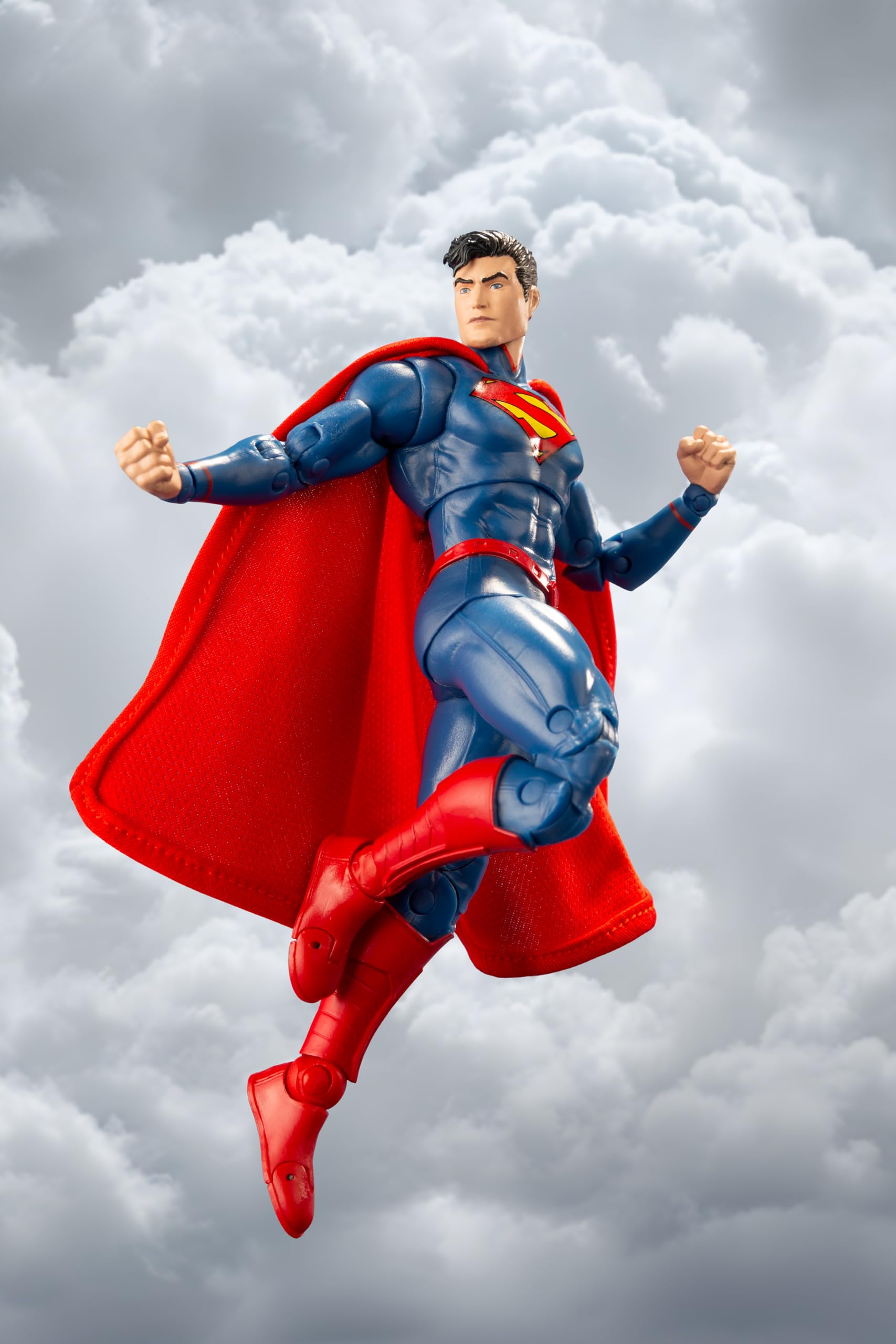 McFarlane Superman New 52 Gold Label base and accessories support stable display