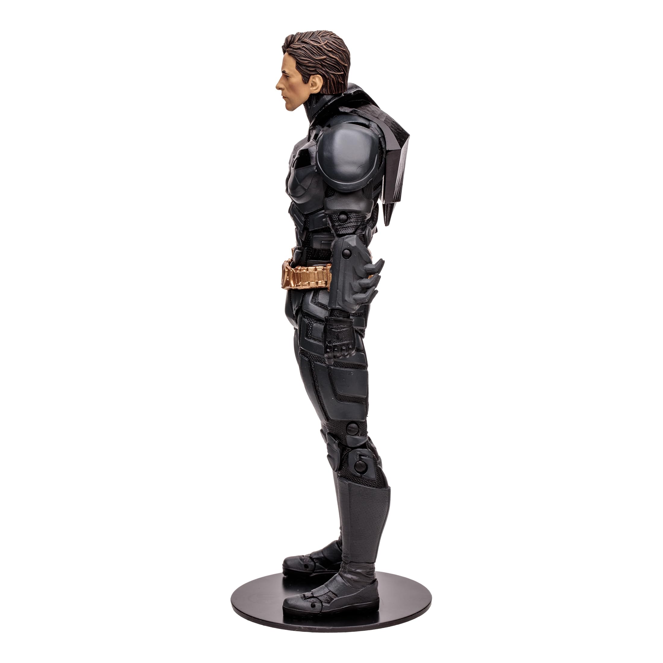 22-point Ultra Articulation enables a wide range of poses on Batman Sky Dive.