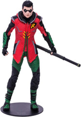 Gotham Knights-inspired look captures stealthy demeanor and combat readiness.