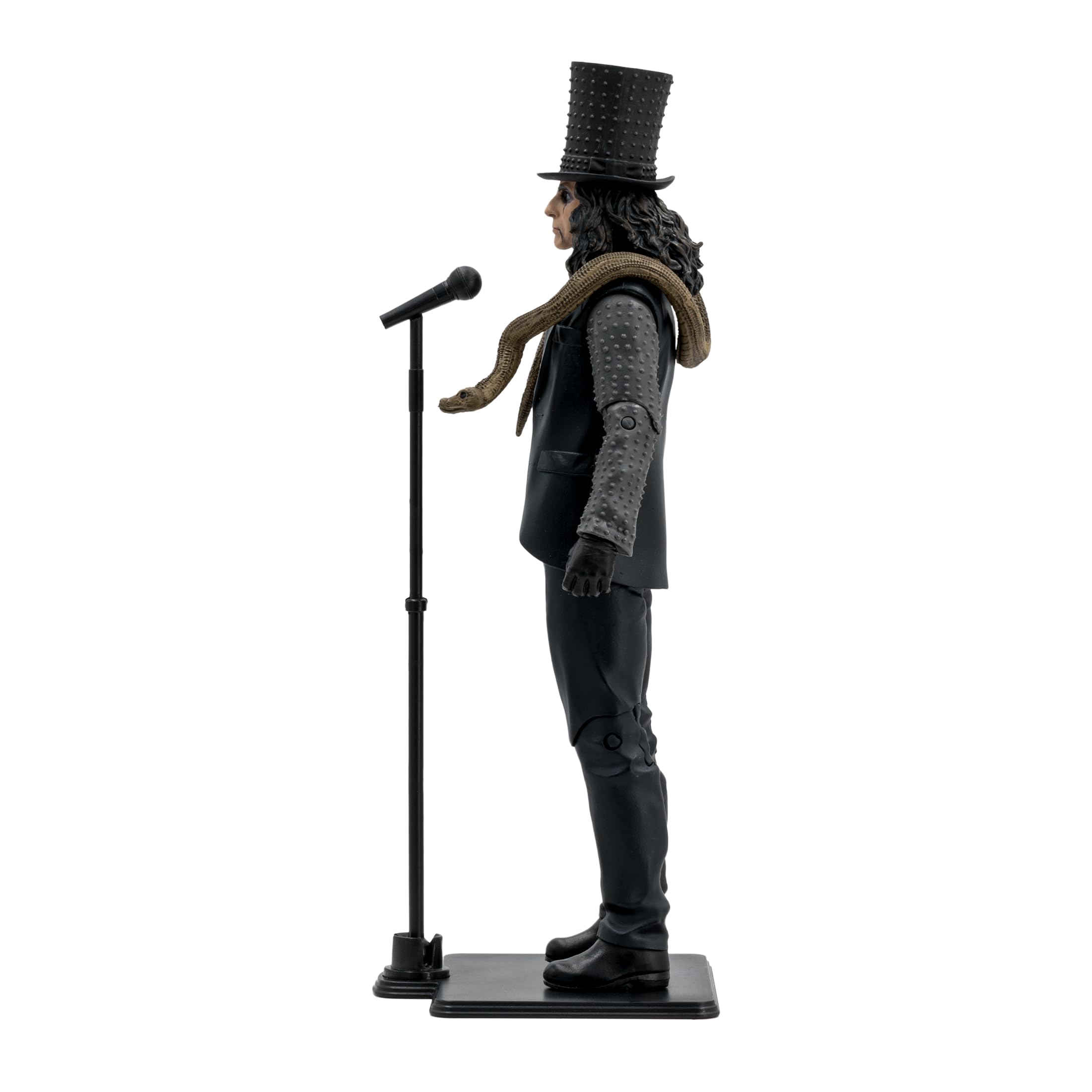 Six-inch scale with 12 points of articulation enables posing.