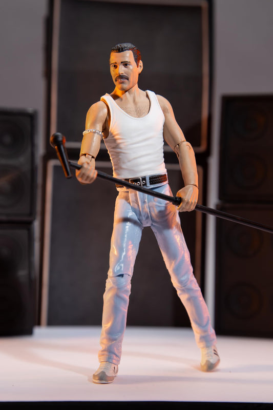 McFarlane Toys Music Maniacs Rock Freddie Mercury articulation points for posing