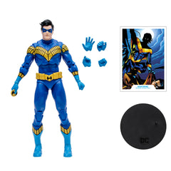 Nightwing display base keeps figure stable during long collections.
