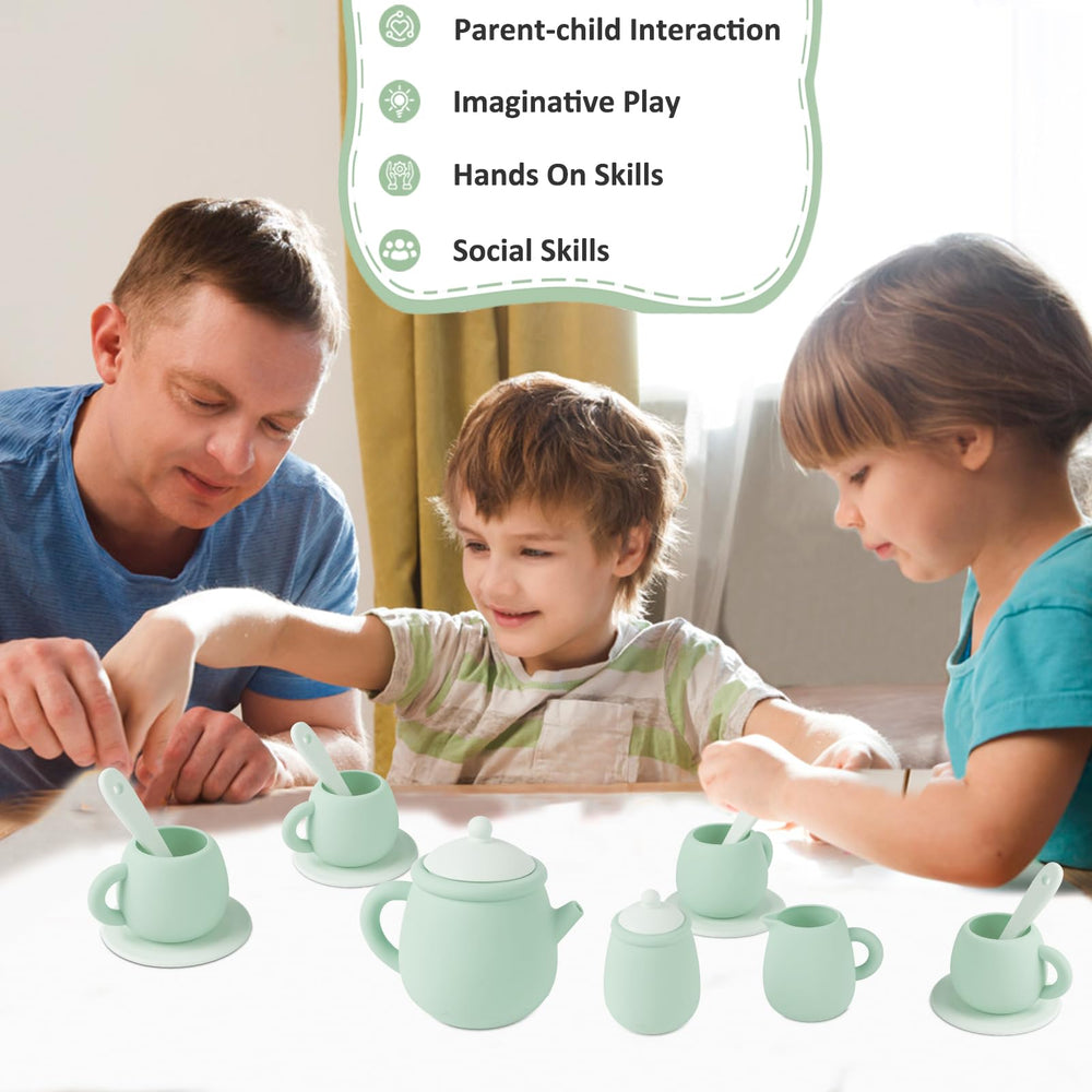 MCGMITT silicone creamer container suited for kid-sized tea service