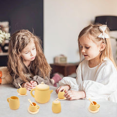 MCGMITT creamer container helps create realistic tea party scenes.