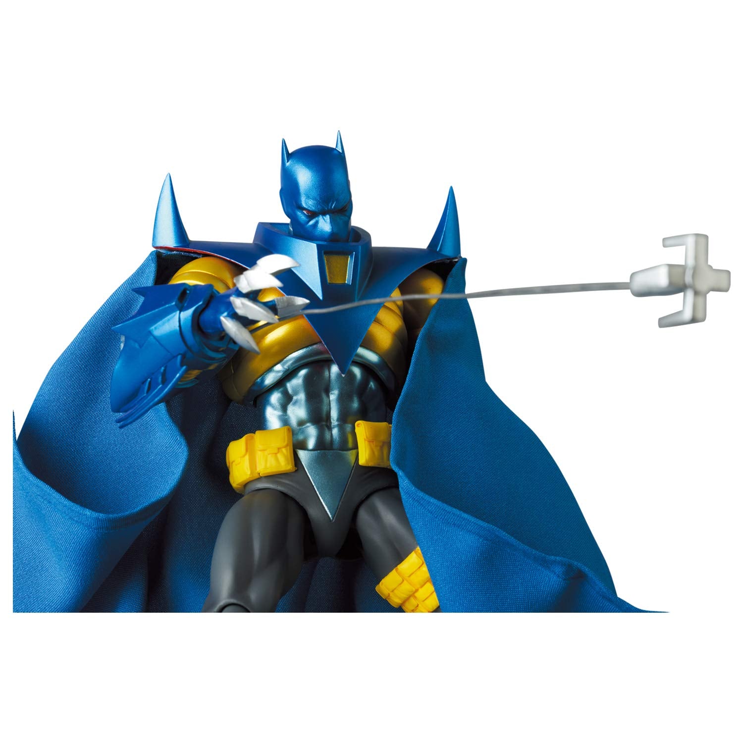 Medicom Knightfall Batman Mafex two head portraits for varied expressions