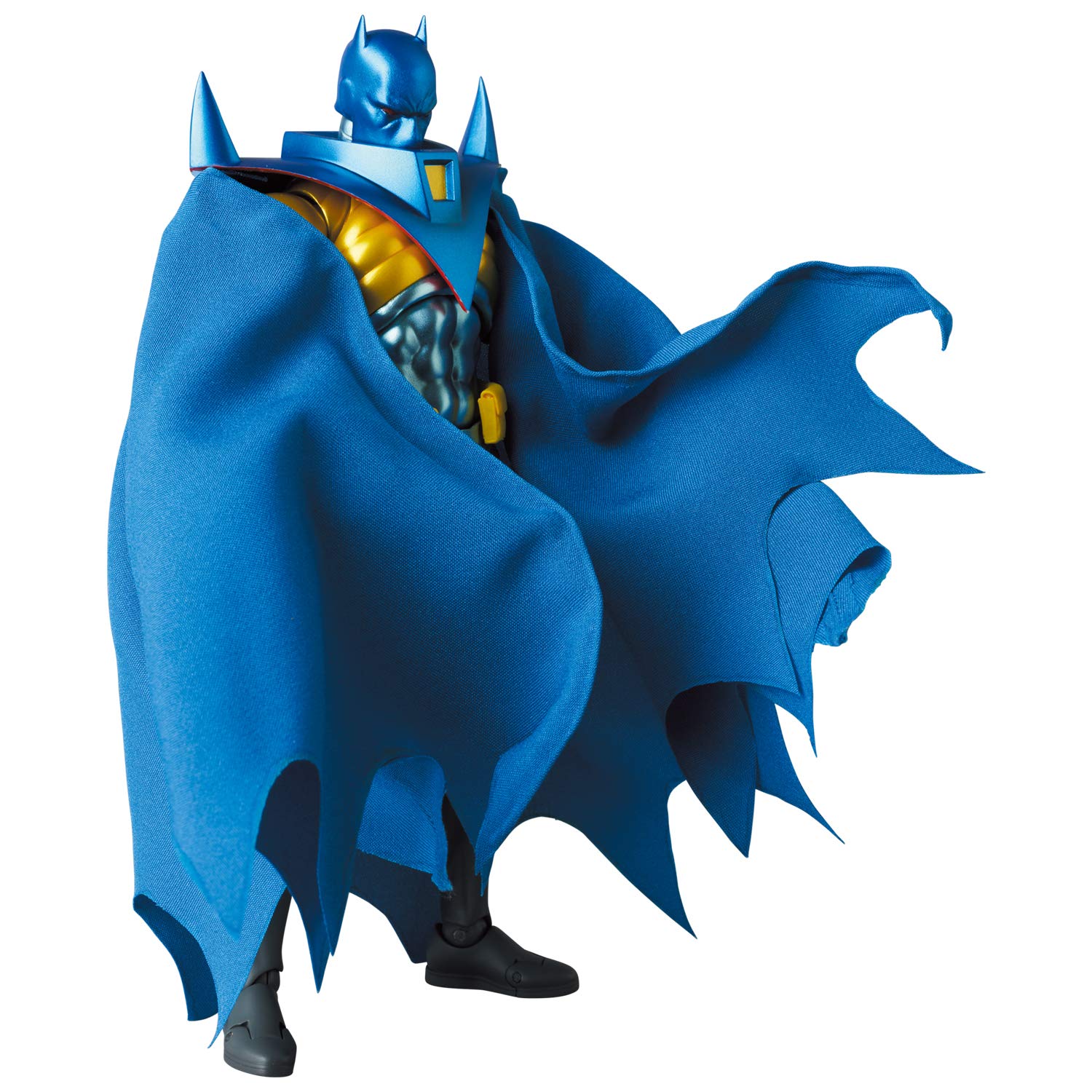 Medicom Knightfall Batman Mafex grappling hook accessory ready for dramatic scenes