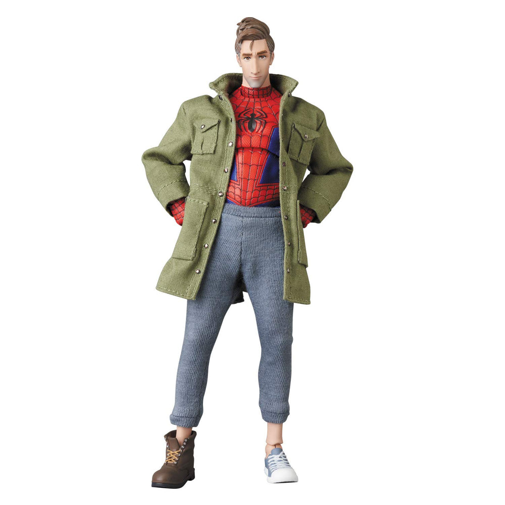 Medicom MAFEX Spider-Man Peter B Parker Renewal Ver figure in dynamic pose for display