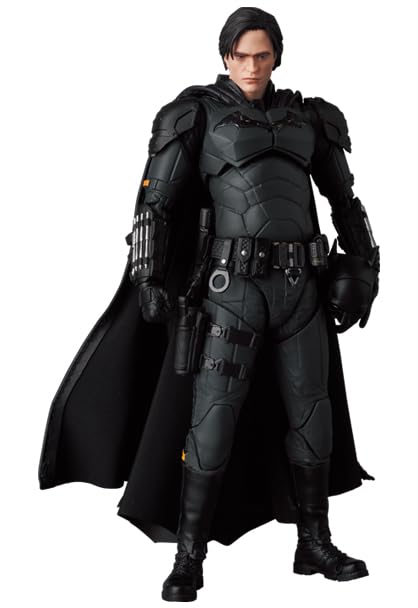 Medicom Toy Batman 2022 MAFEX grappling hook for rooftop chase recreations