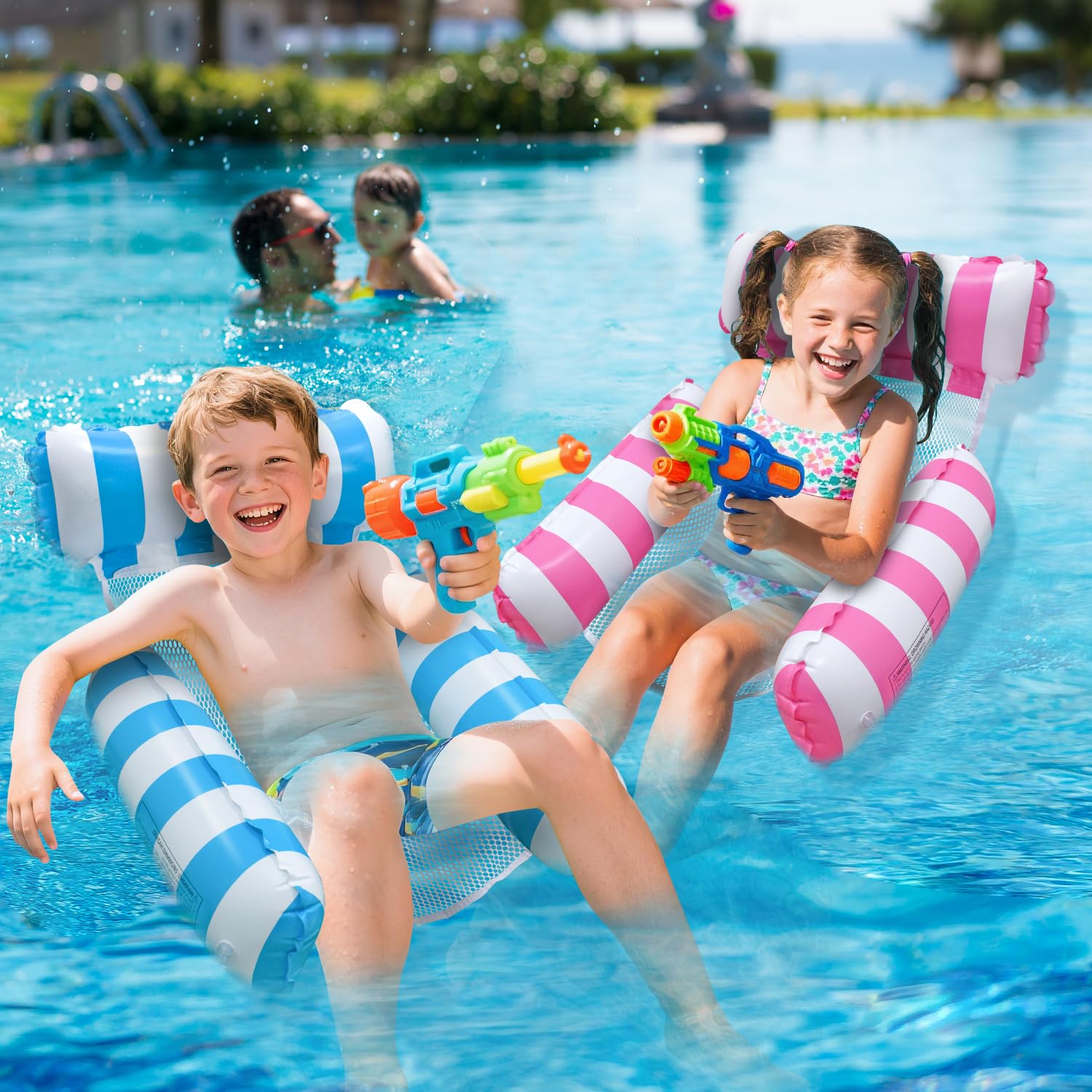 Meegoo leakproof PVC construction adds durability for water play.