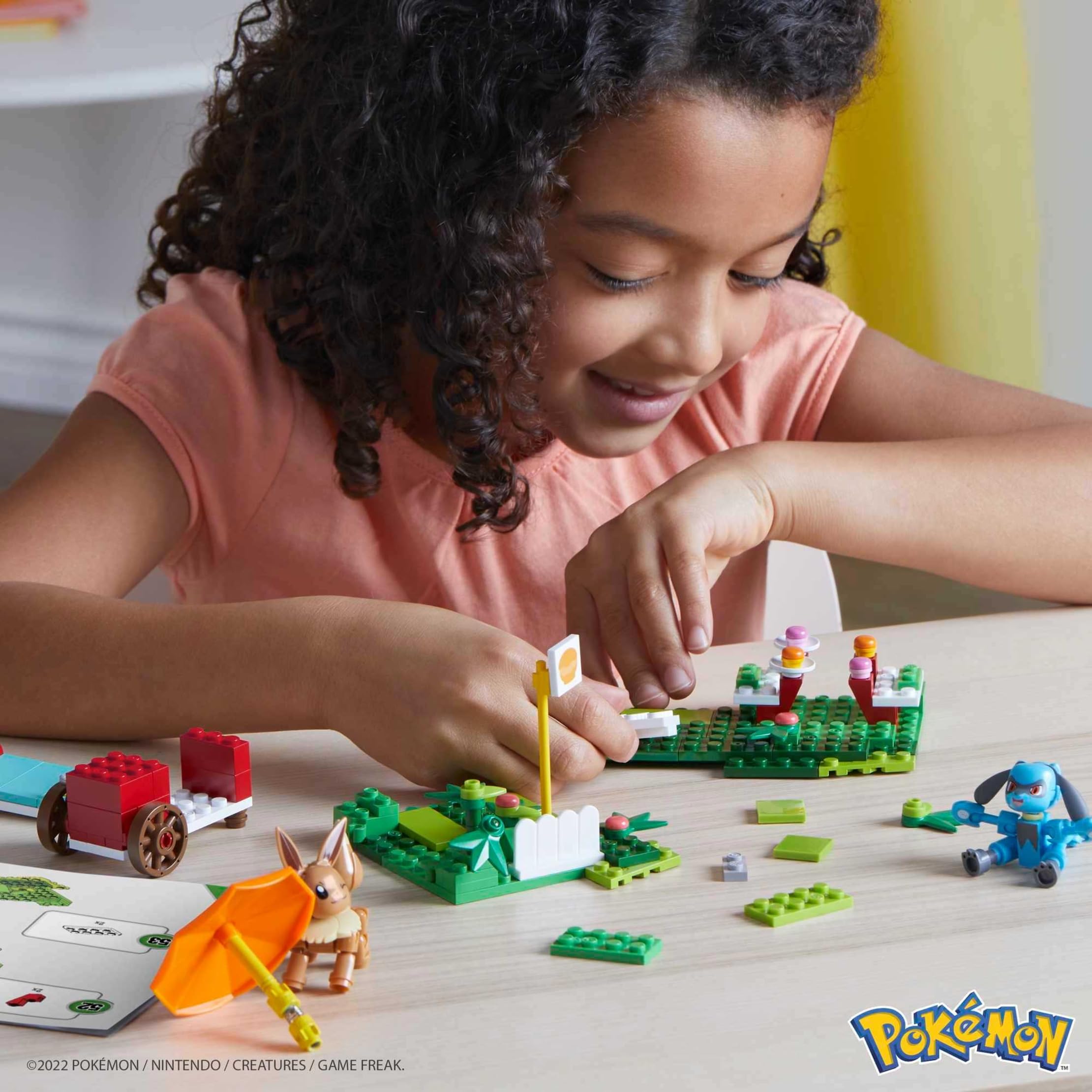 Buildable food stand enhances imaginative play for Eevee and Riolu