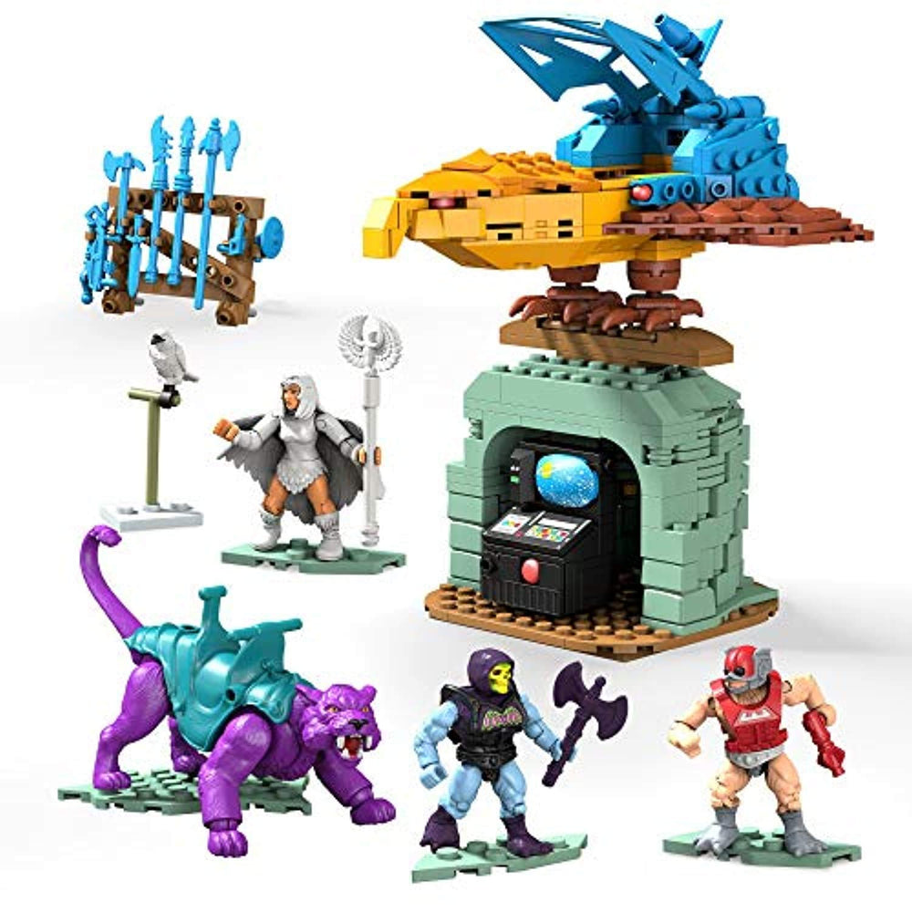 Mega Brands Panthor Point Dread perch—dynamic display for action-packed play.
