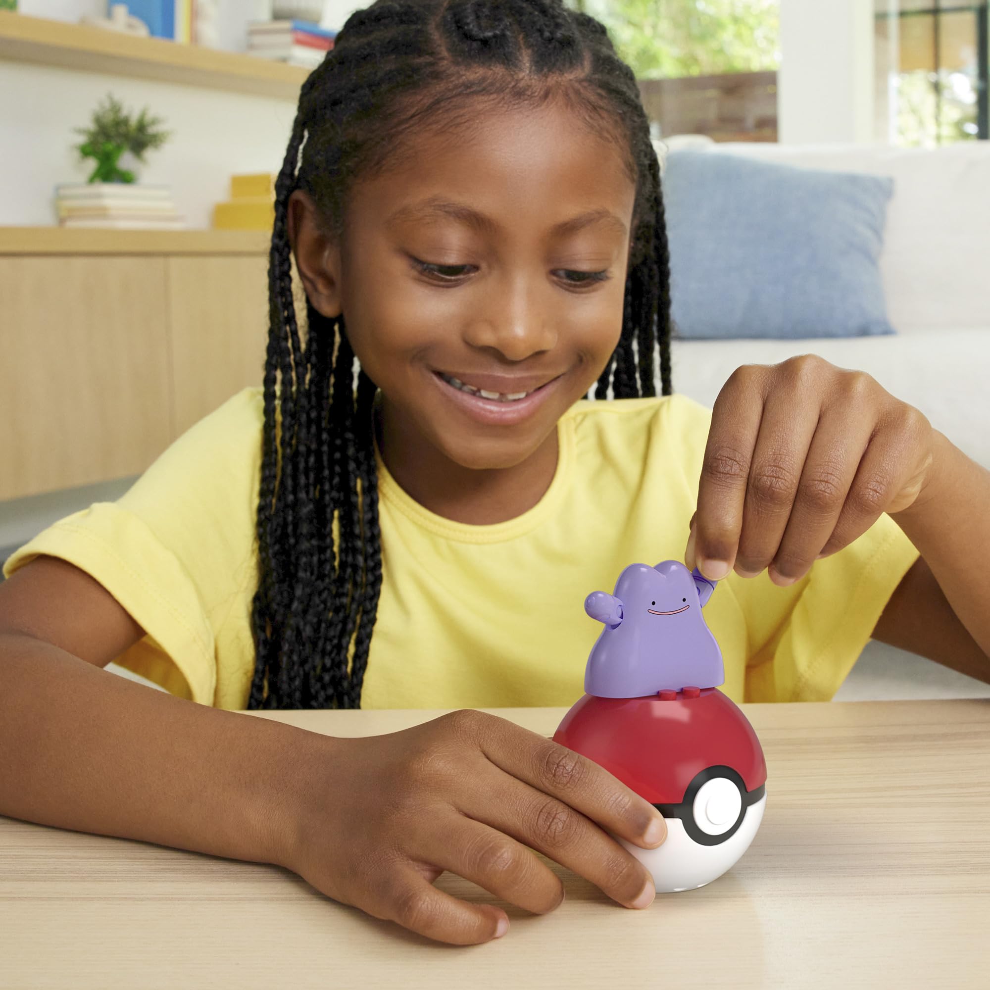 Mega Brands Pokémon Evergreen Ditto instruction book shows clear building steps.