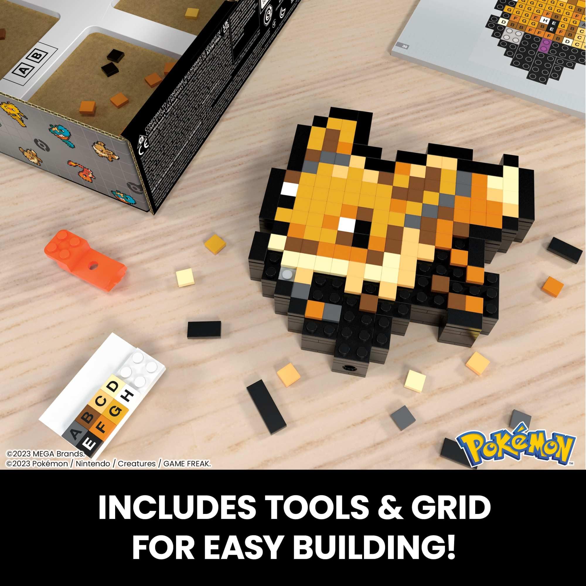 Mega Eevee 15cm brick-built figure ideal for desks