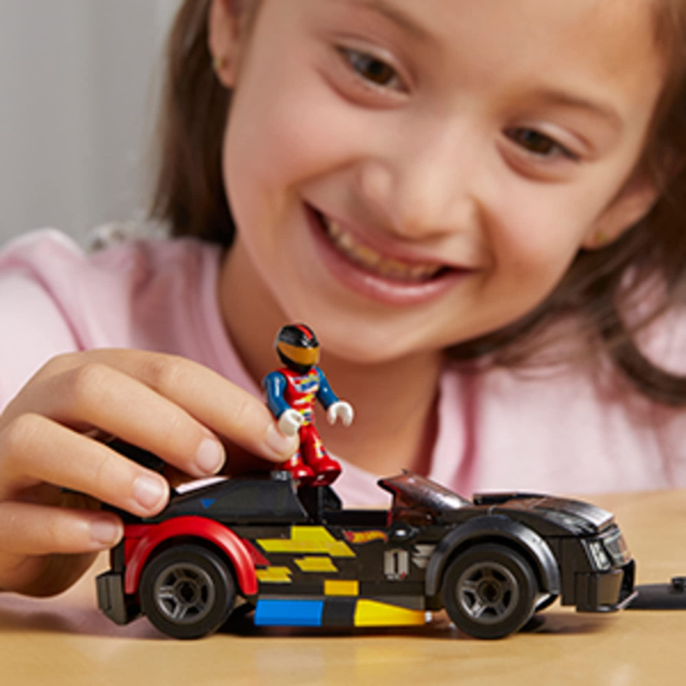 Mega Hot Wheels compatibility with MEGA building sets for cross-brand fun