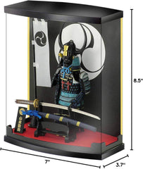 Meister Japan samurai figure emphasizes strong-willed personality on display.