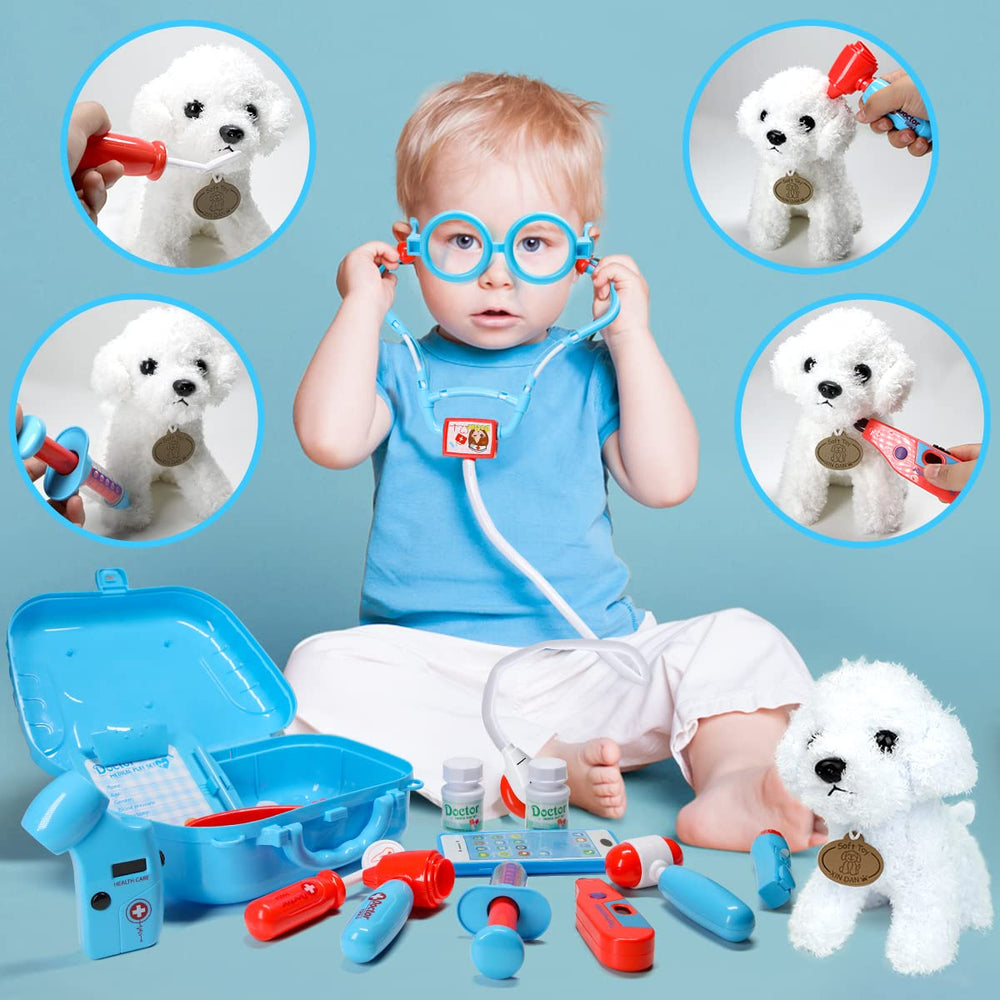 Meland Toy Doctor Kit flashlight adds visibility and drama during night-time pretend rounds.