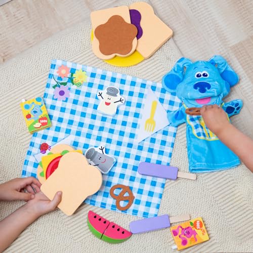 Melissa & Doug 36-piece picnic set for collaborative, screen-free playtime