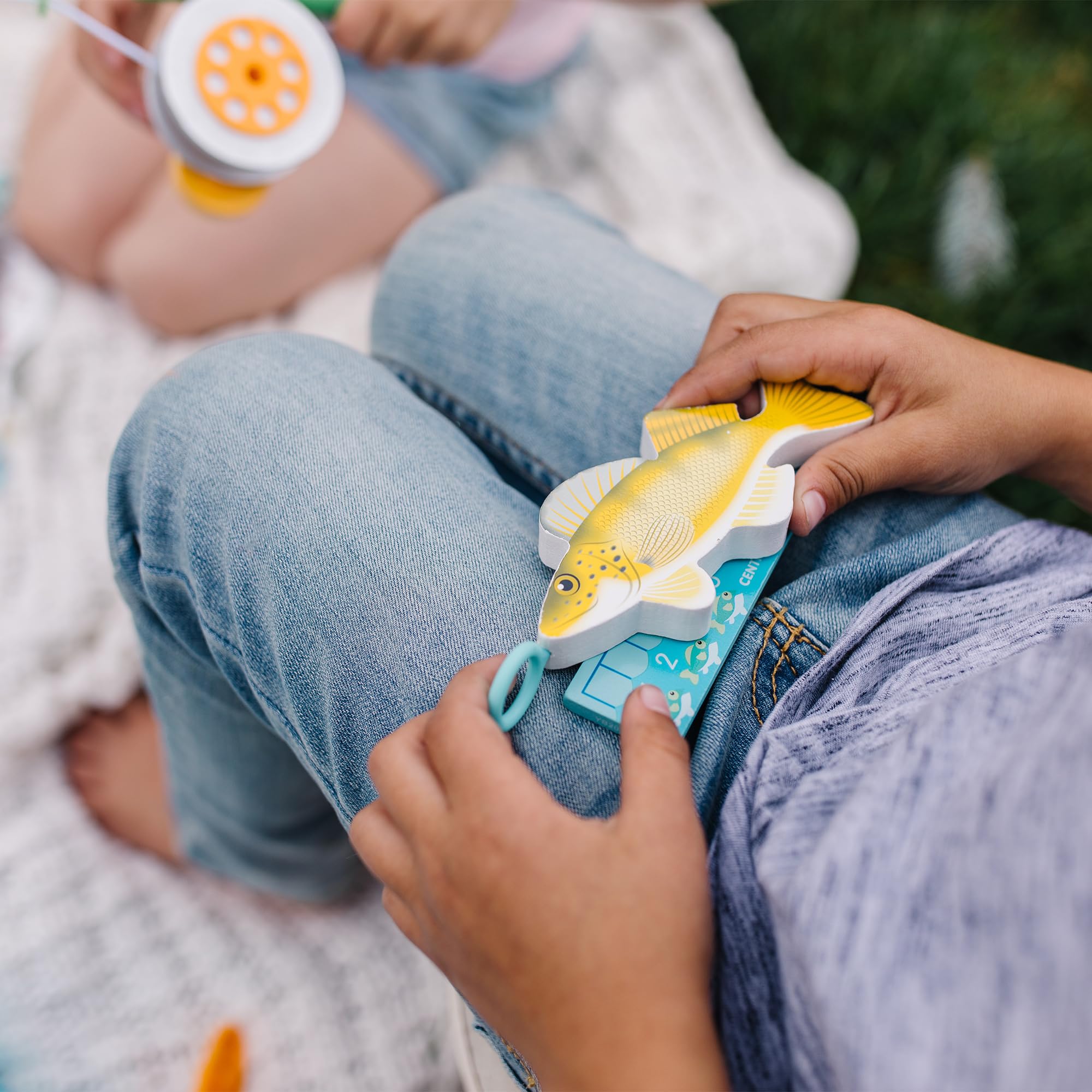 Melissa & Doug Let’s Explore fishing bait and worms for engaging outdoor play
