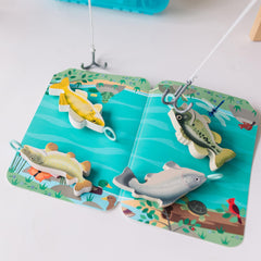 Melissa & Doug Let’s Explore wooden fish ready to hook and scoop