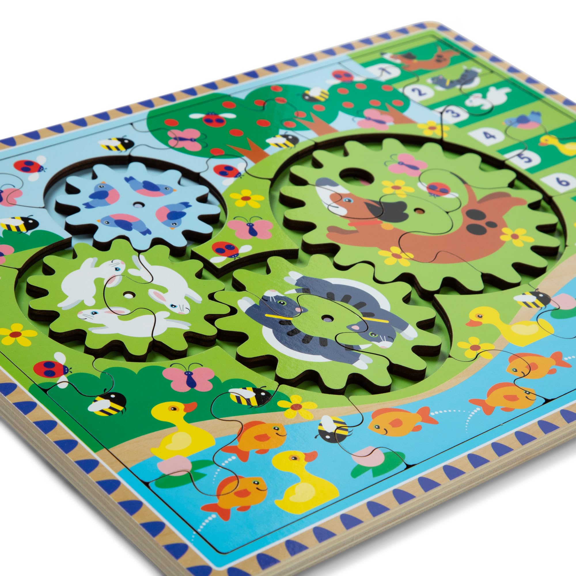 Melissa & Doug Ocean scene artwork beneath pieces to guide matching