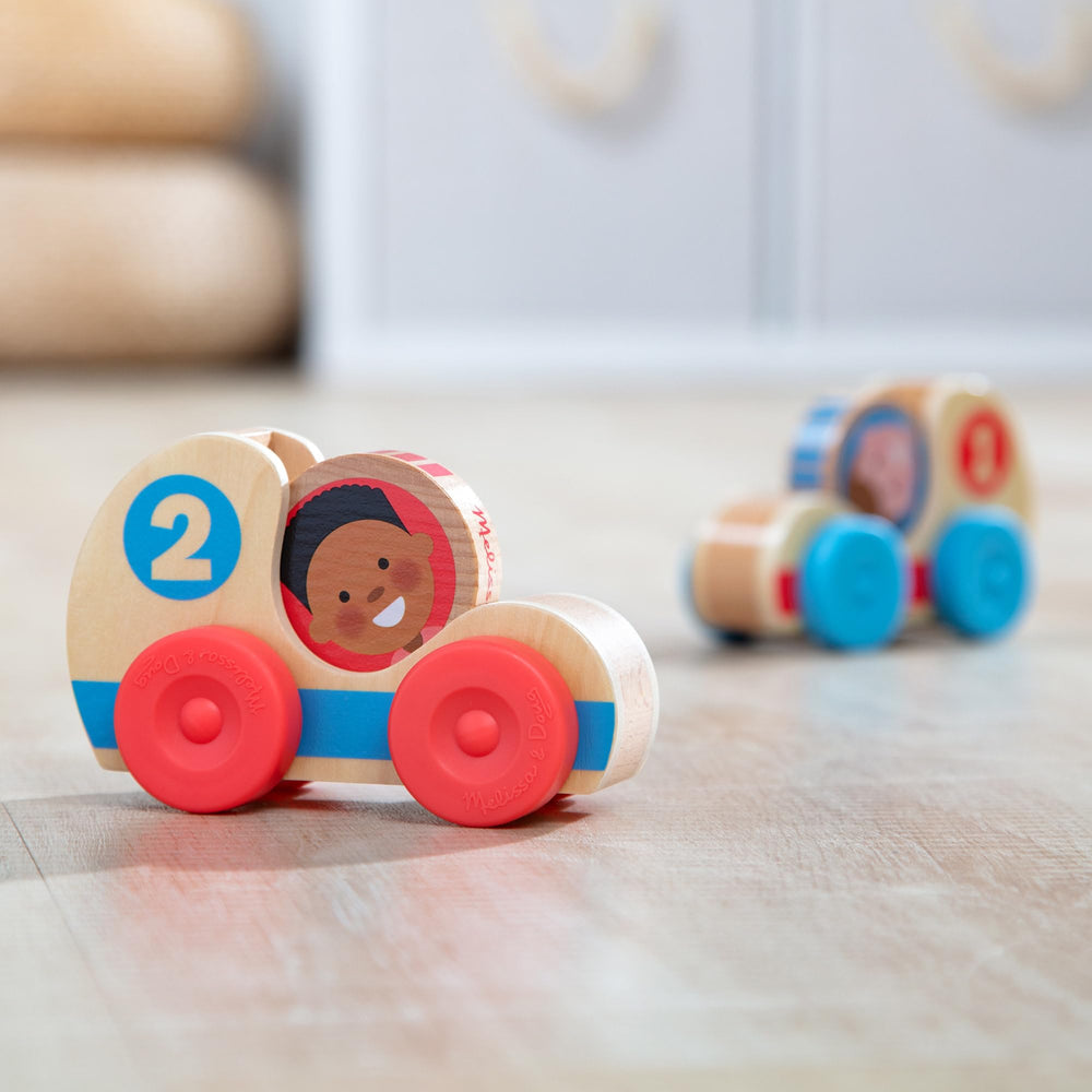 Melissa & Doug GO Tots screen-free exploration sparks imagination.