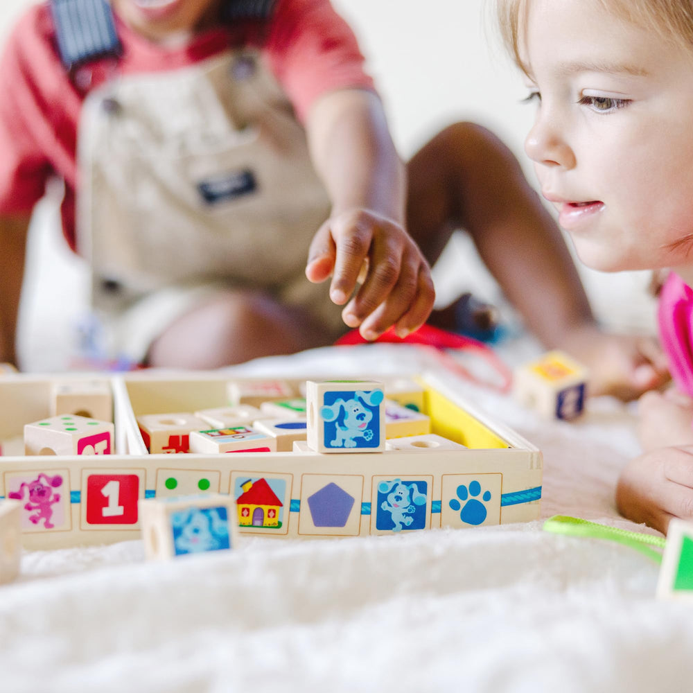 Beads feature Blue's Clues characters for engaging themes