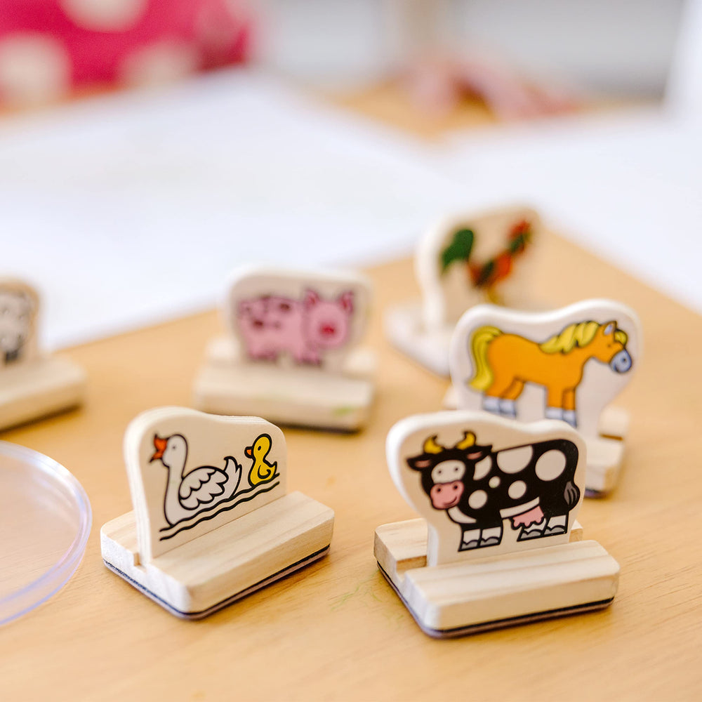 Melissa & Doug duck stamp supports storytelling and art