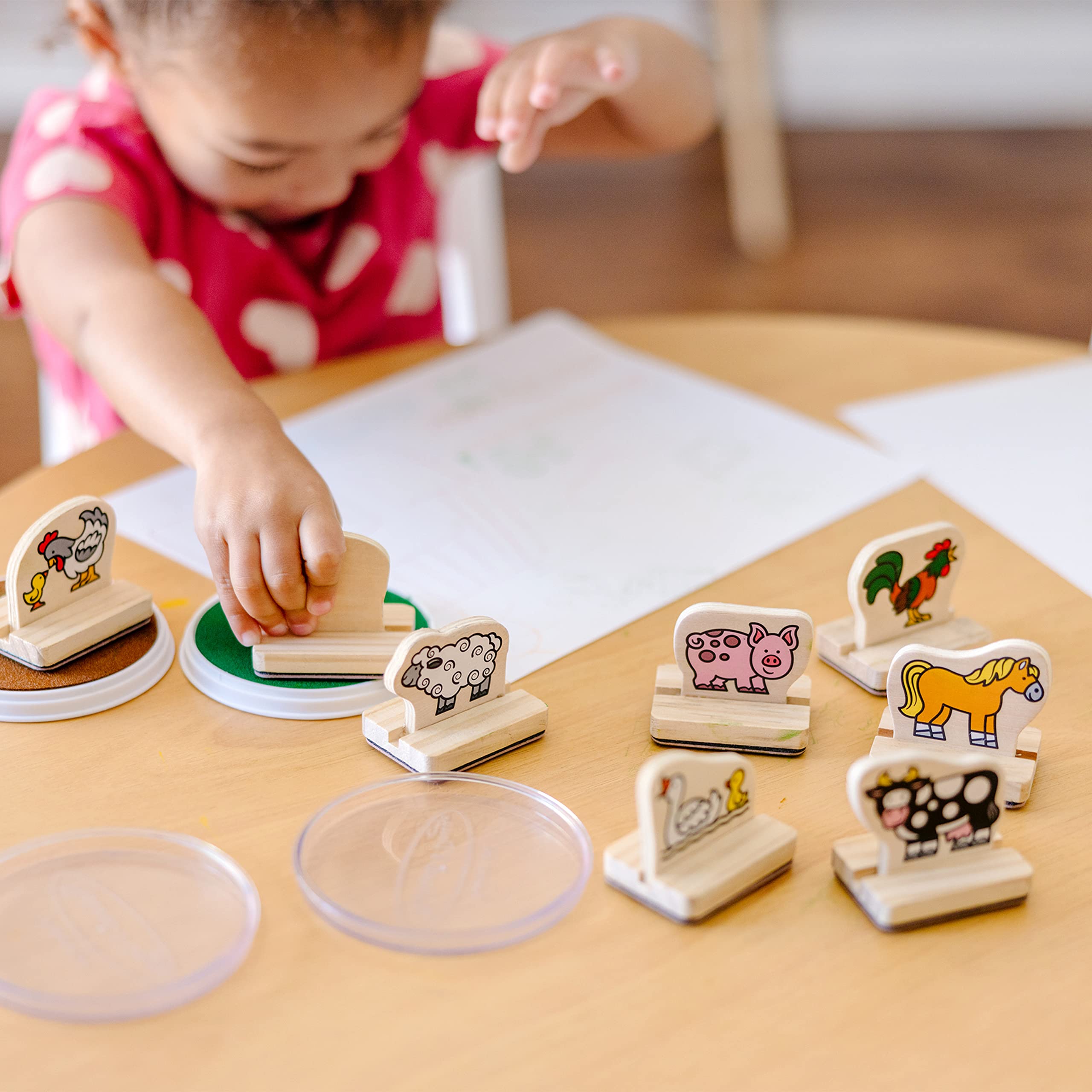 Melissa & Doug pig stamp for bright, imaginative farm scenes