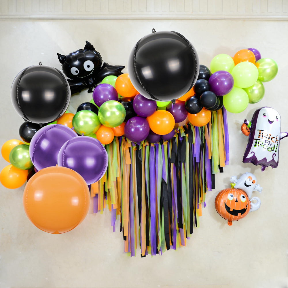 Melody Fantasy large black balloon pack display adds instant drama to entryways.