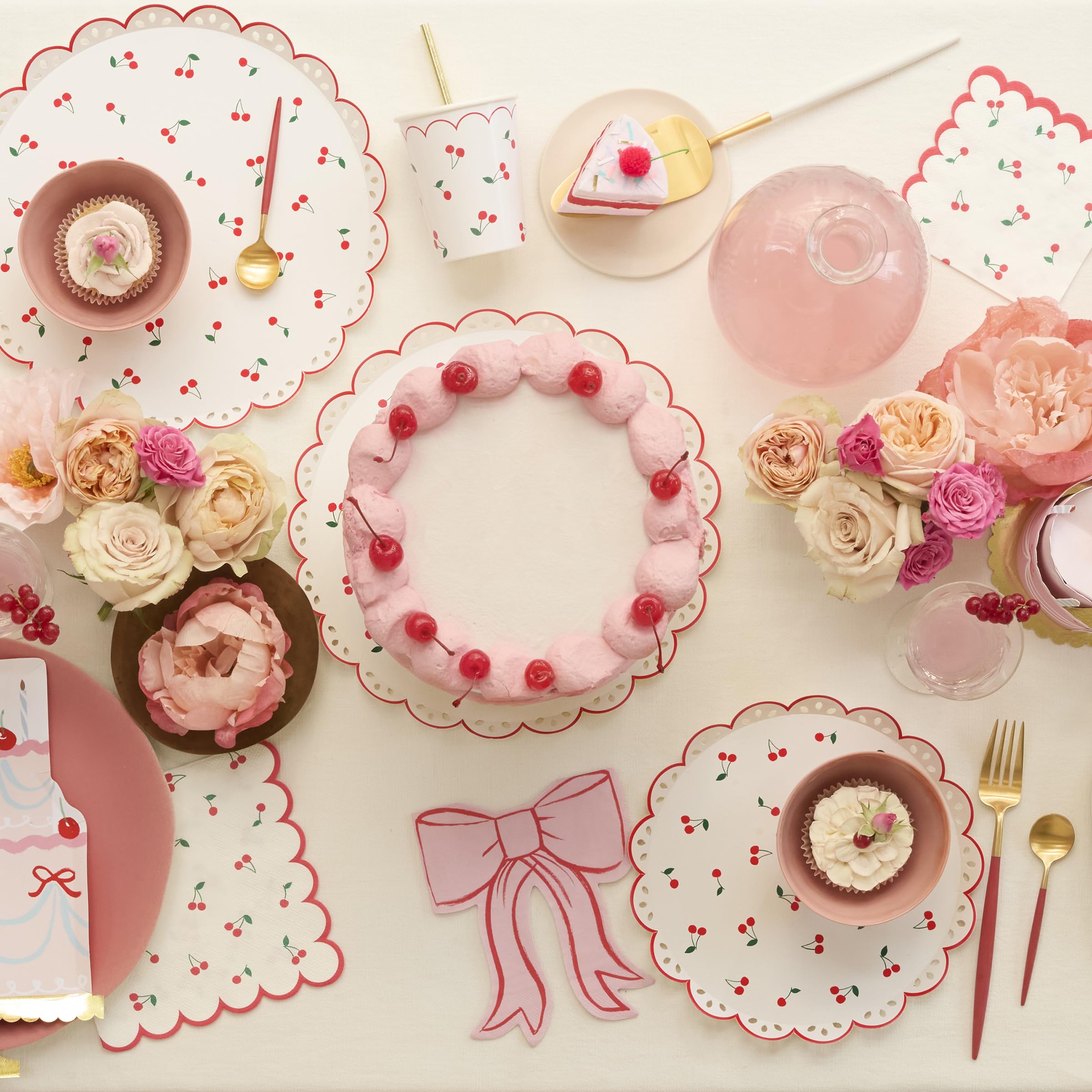 Meri Meri garden plates show a bold scalloped border for stylish party tables