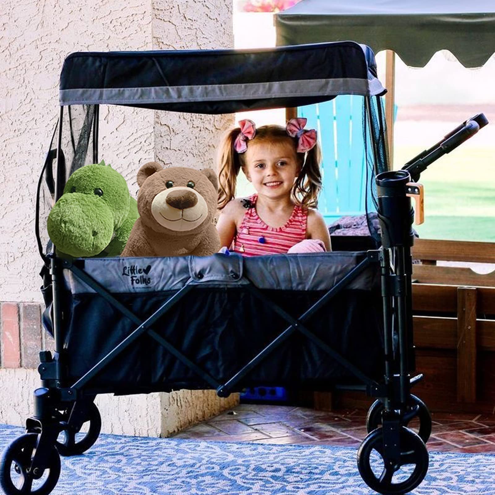 Mewkou cuddle-friendly bear creates shared comfort for kids and adults.