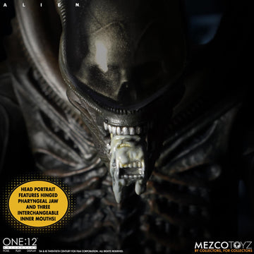 Mezco Alien One:12 Deluxe Figure in plastic for easy cleaning