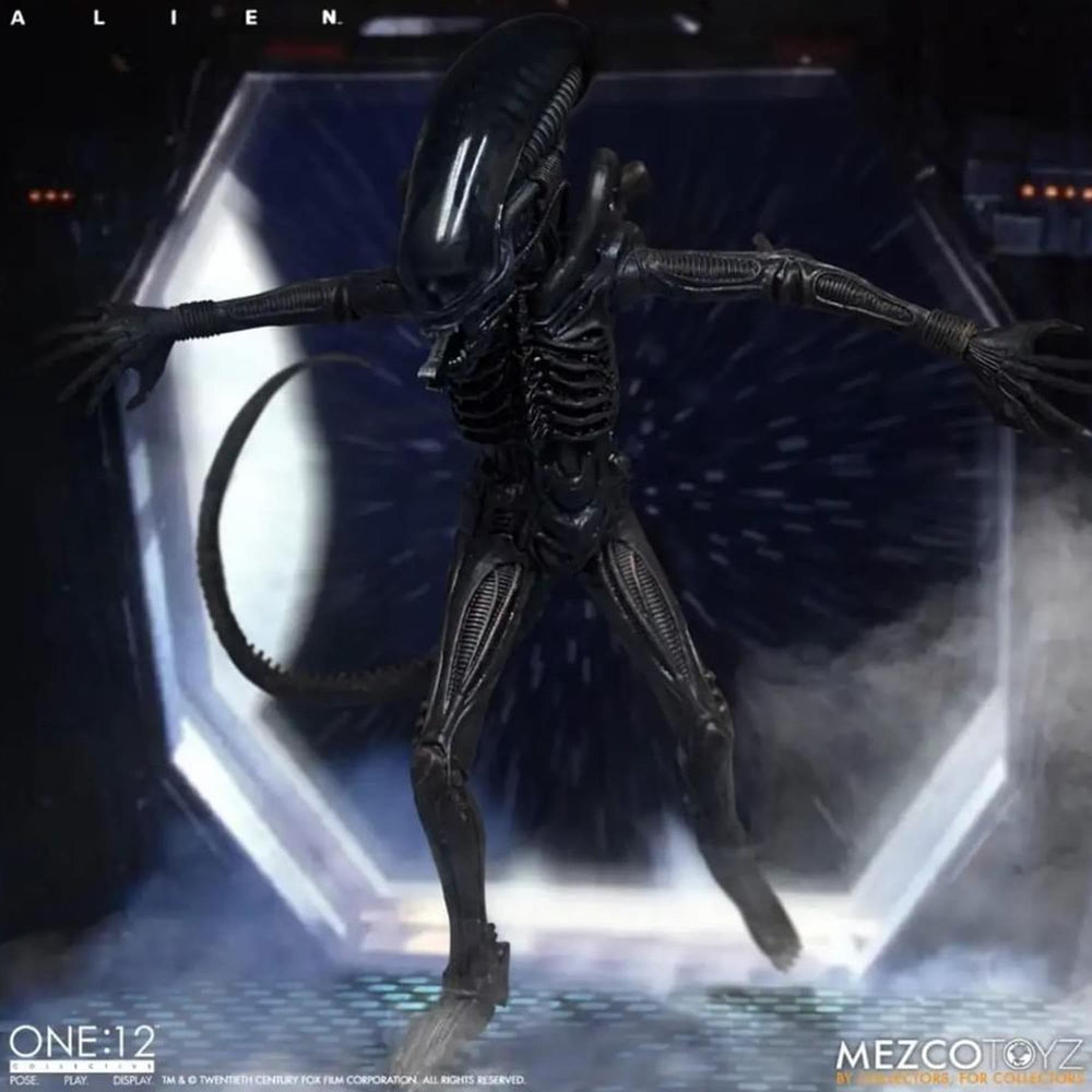 Mezco Alien One:12 figure multicoloured detail highlights vibrant design