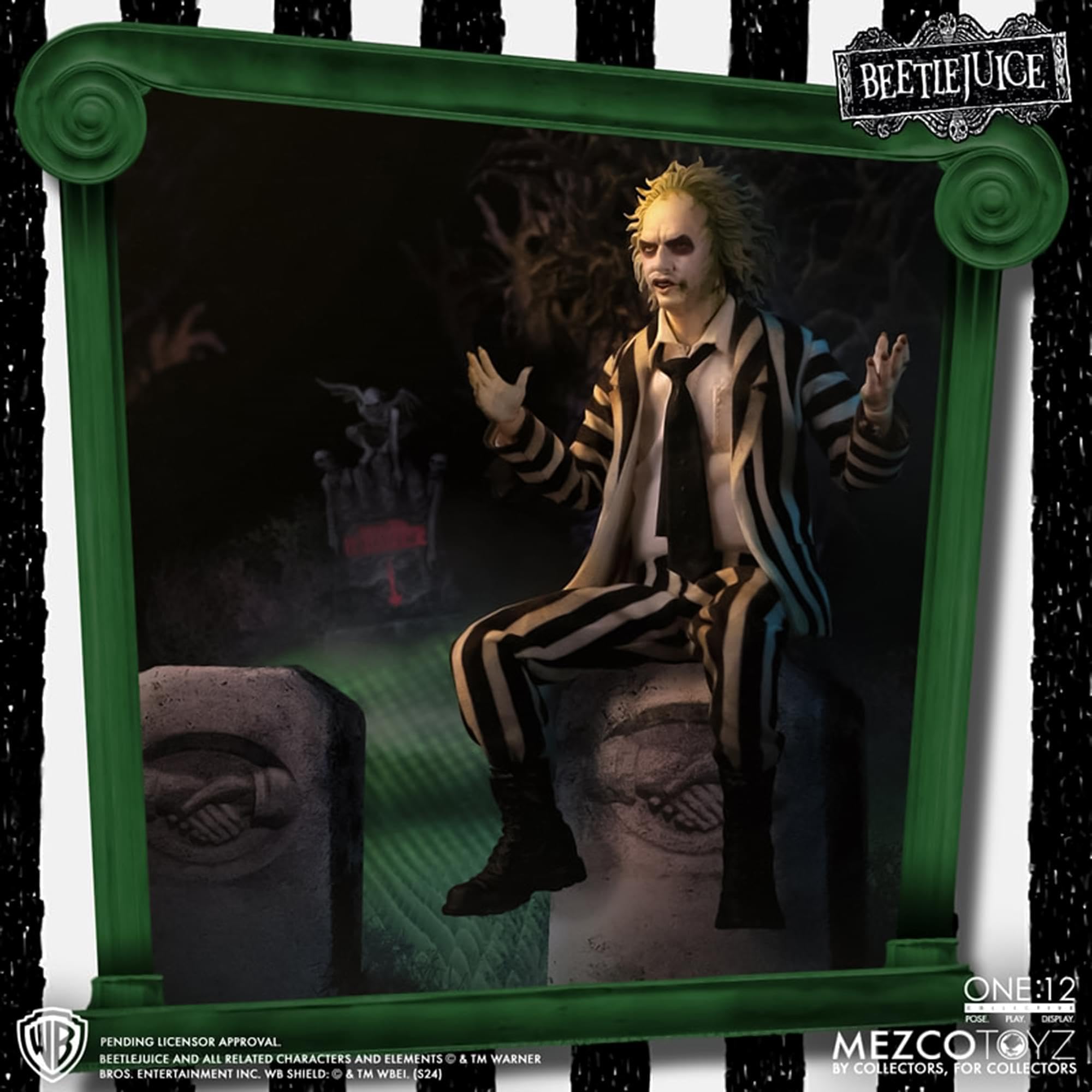 Mezco Toyz One:12 Beetlejuice showtime scene for cinema-inspired display