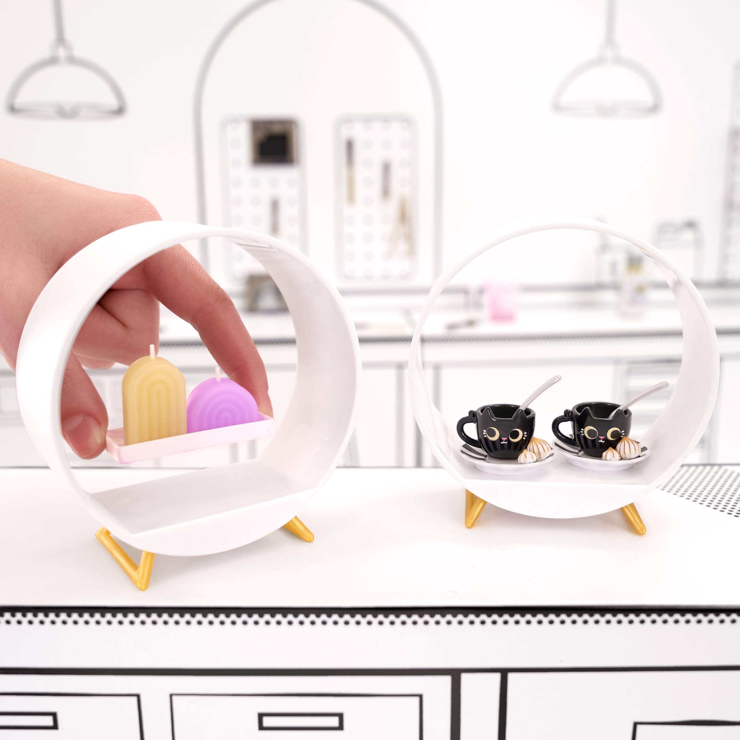 MGA's Miniverse display capsule demonstrates shelf-ready mini arrangement