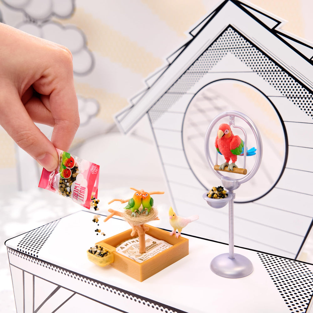 MGA's Miniverse hedgehog family in grass creates a cozy, nature-inspired miniature scene.