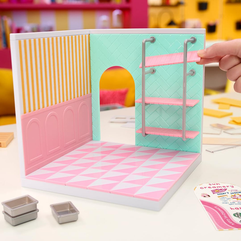 MGA's Miniverse Ice Cream Shop wallpaper design offers customizable ambience.