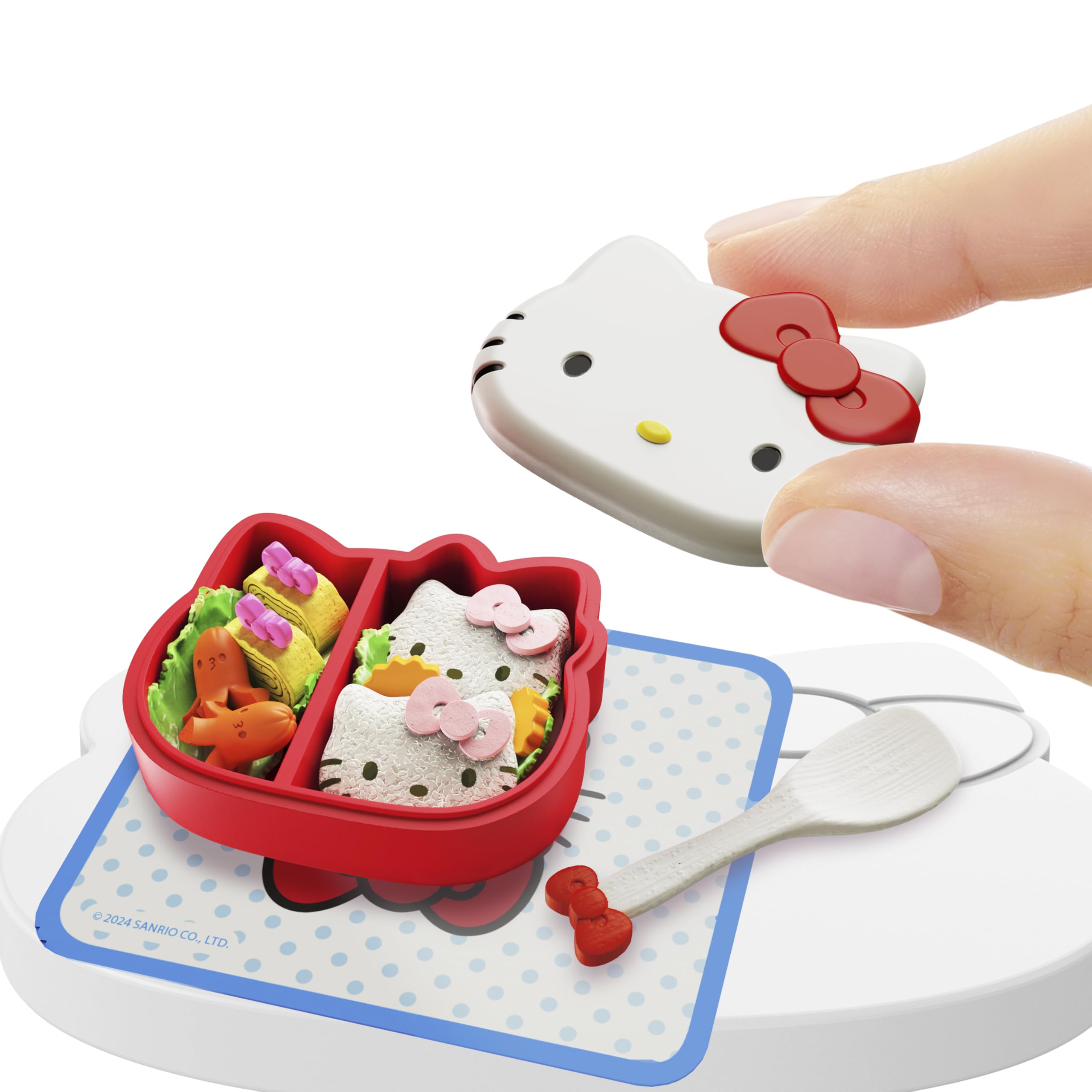 MGA's Miniverse Hello Kitty mini spoons enhance display and collection.