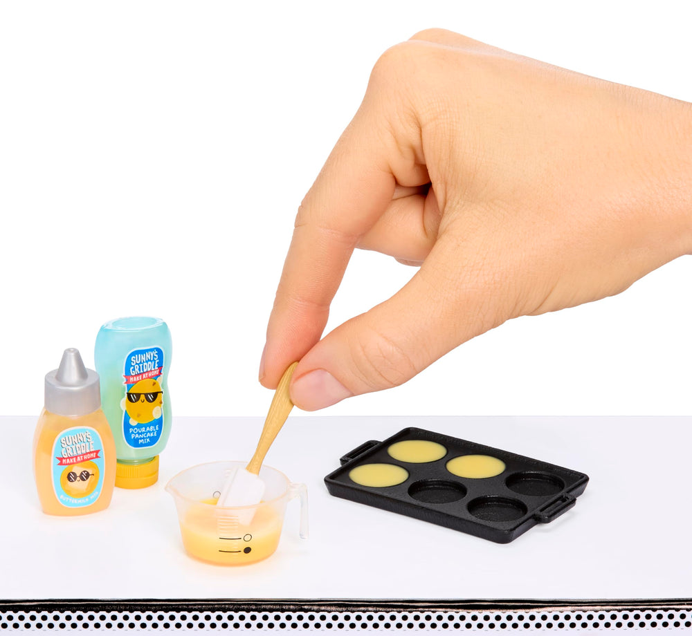 MGA's Miniverse Make It Mini air-dry time chart with recipe guidance.