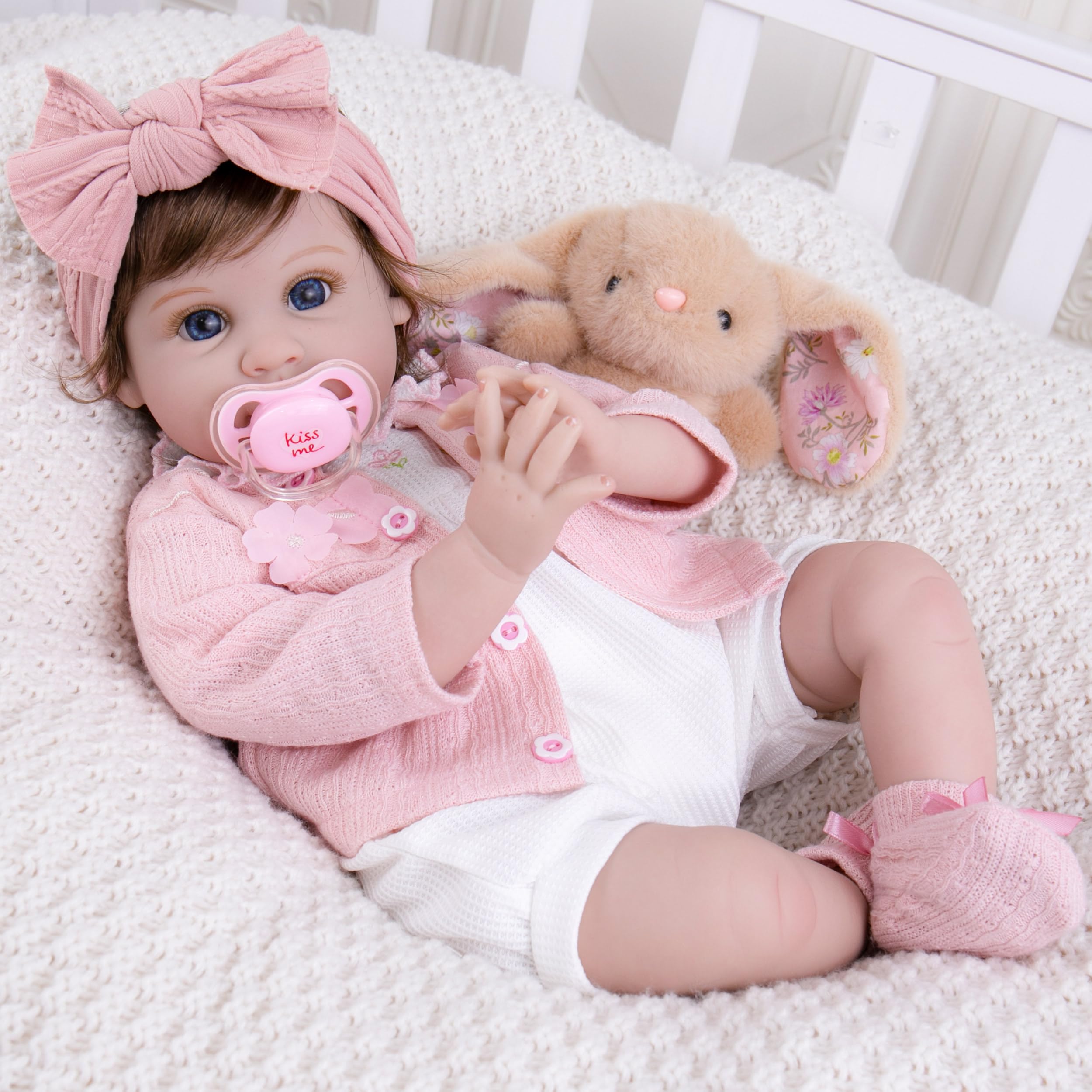 Milidool pink sweater outfit adds cozy styling for pretend care
