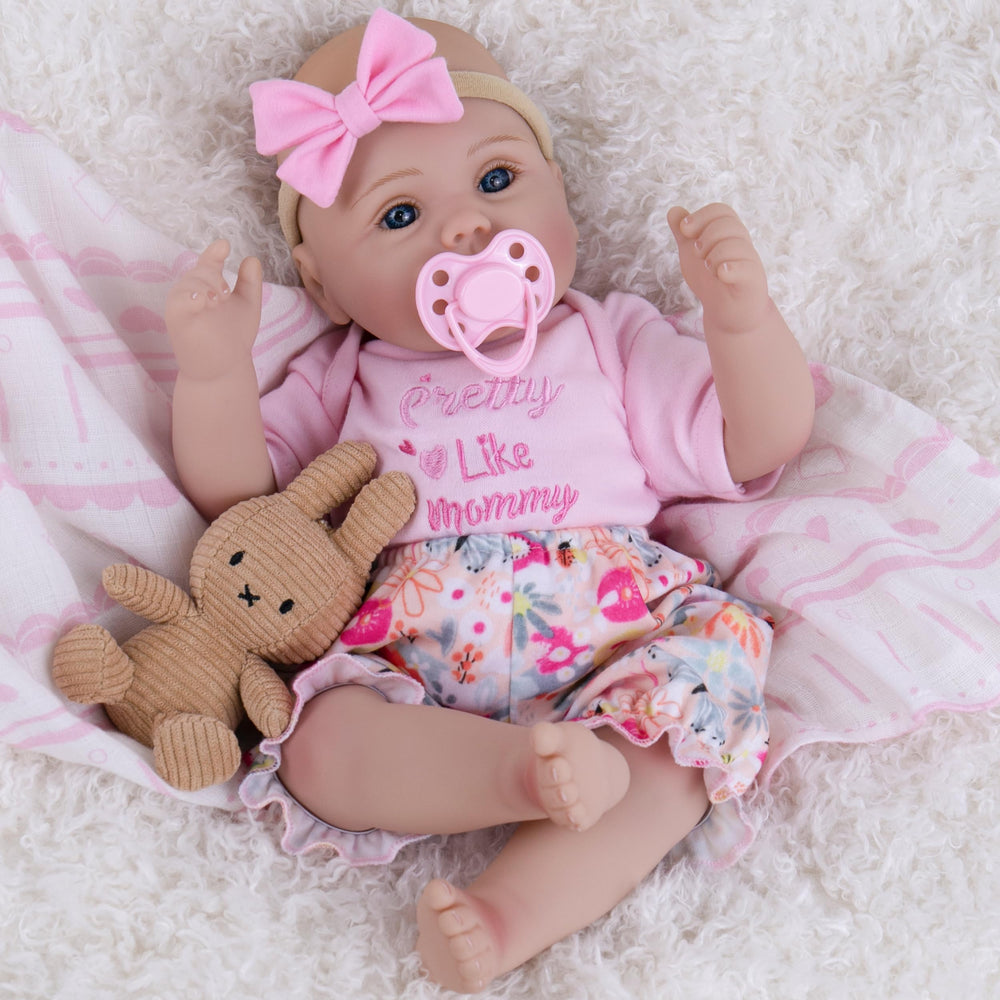 Milidool poseable vinyl limbs enable lifelike posing and storytelling.