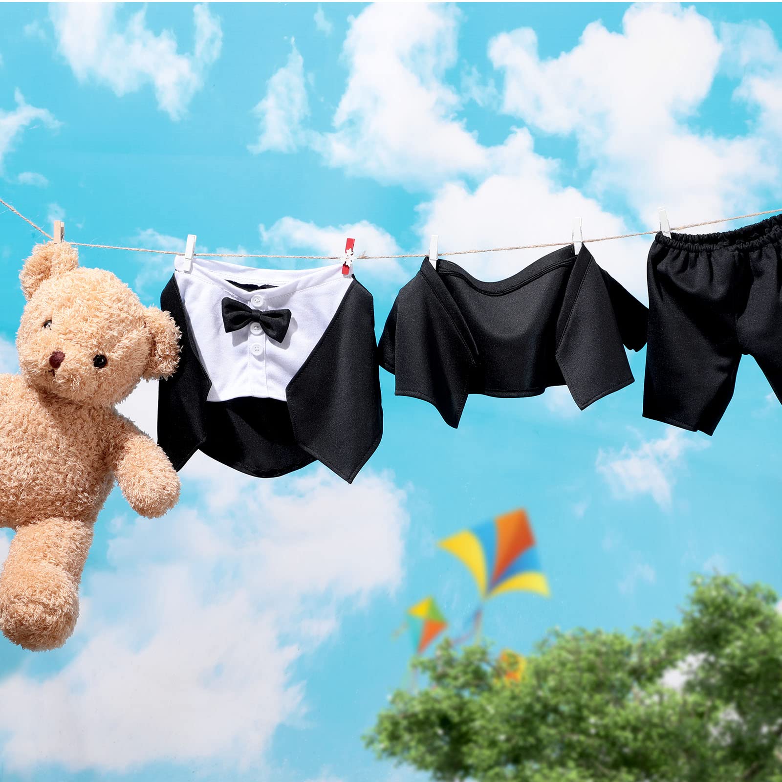Minatee polyester bear clothes are washable and durable for play